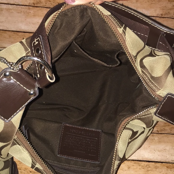 Authentic Coach - Picture 2 of 3